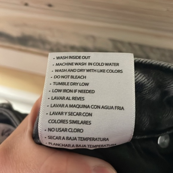 KanCan size 9/28 Gray Color Skinny Jeans with Tapered Leg and Mineral Wash Fade - Picture 11 of 11